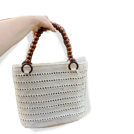Love, Luxe & Milan - Shoulder bags, Handmade bags, Chic bags, Stylish bags, Elegant bags, Crossbody bags, Designer bags, Luxury bags, Fashion bags, Women's bags, Sustainable bags, Italian designer bags, French designer bags, Vintage handbags, Boho bags, Minimalist bags, Quilted bags, Personalized bags, Statement bags, Evening clutches, Eco-friendly bags, Handbags