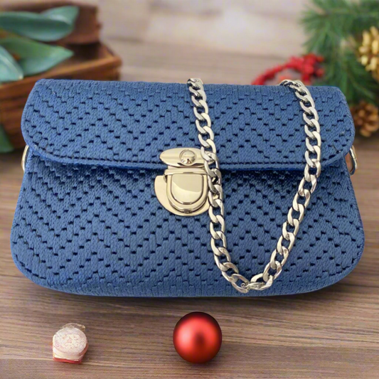 Queen & the City - Shoulder bags, Handmade bags, Chic bags, Stylish bags, Elegant bags, Crossbody bags, Designer bags, Luxury bags, Fashion bags, Women's bags, Sustainable bags, Italian designer bags, French designer bags, Vintage handbags, Boho bags, Minimalist bags, Quilted bags, Personalized bags, Statement bags, Evening clutches, Eco-friendly bags, Handbags, Blue Bags, Wedding Bags